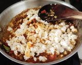 A picture of step 3 of Paneer bhurji.
