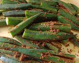 भरवाँ मसाला भिंडी(bharwa masala bhindi recipe in hindi) रेसिपी चरण 3 फोटो