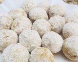 A picture of step 4 of Crispy meaty yam balls.