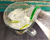 Foto langkah ke 2 dari resep Virgin Mojito Mint.