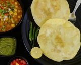 भटूरे (bhature recipe in Hindi) रेसिपी चरण 3 फोटो