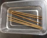 Une image de l'étape 1 de Brochettes de mini aubergines au jambon cru mozzarella et basilic frais.