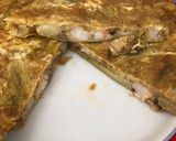 Foto del paso 9 de la receta: Tortilla de alcachofas con langostinos