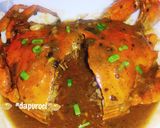 Foto langkah ke 5 dari resep Kepiting Lada Hitam.