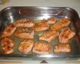 Foto del paso 10 de la receta Salmón fresco en salsa con cebollas francesas y puerro