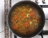 Foto del paso 3 de la receta: Sopa de mariscos