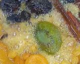 Une image de l'étape 3 de Dessert aux fruits secs (Kiwi 🥝ananas🍍 abricots 🟠 pruneau ⚫ raisin sec).