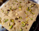 मूंगफली कतली(Moongfali katli recipe in Hindi) रेसिपी चरण 6 फोटो