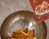 Foto langkah ke 5 dari resep Kentang Perang (Patatje Oorlog).