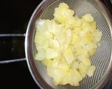 Foto del paso 2 de la receta: Tortilla de patatas🥔🥔🥚🥚