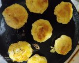आलू टिक्की बर्गर(aloo tikki burger recipe in hindi) रेसिपी चरण 2 फोटो