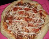 Foto langkah ke 9 dari resep Pizza praktis enak ala rumahan.