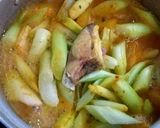 รูปขั้นตอนการทำที่ 5 ของ แกงส้มปลากระพงออดิบ