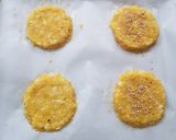 Foto del paso 4 de la receta: Hamburguesa en bollo de coliflor con queso azul a la LuzMa