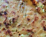 A picture of step 2 of Onion spring rava uttapam.