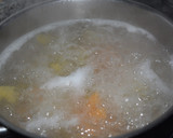 Foto del paso 1 de la receta: Macarrones con trufa y parmesano