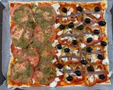 Foto del paso 6 de la receta: Pizza Dualizza de pesto y anchoas