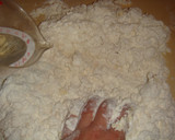 Foto del paso 3 de la receta: Pizza de muzzarella y aceitunas
