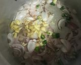 A picture of step 5 of Saibhaji..(Sindhi Style) Palak ki Sabji.