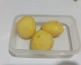 Foto langkah ke 1 dari resep Potato abstrak.