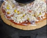 ચીઝ કોર્ન પિઝા (Cheese corn pizza recipe in Gujarati) રેસીપી સ્ટેપ3ફોટો