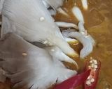 Gambar langkah 3 resipi Gulai Cendawan dan udang.