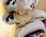 Foto del paso 1 de la receta: Champiñones al pimentón