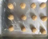Foto langkah ke 3 dari resep Keto butter cookies 4 bahan.