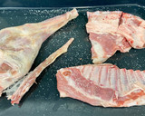 Foto del paso 2 de la receta: Cordero lechal asado
