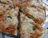 A picture of step 10 of Pizza Shizza.