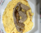 Foto del paso 3 de la receta: Tortilla francesa con espárragos trigueros y tiras de lomo