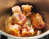 Foto del paso 2 de la receta: Codillos al horno