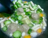 Foto langkah ke 10 dari resep Tumis oyong dengan jamur shimeji.