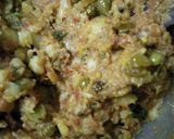 A picture of step 6 of Aaloo gajar stuff paratha with mix veg. tari.