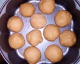 A picture of step 5 of Garlic Brown buns.