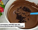 Foto langkah ke 7 dari resep Bolu Kukus Coklat Mekar Triple Chocolates.