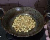 Foto langkah ke 1 dari resep Sambel goreng kentang paria ala fe#bandung_recookwinakartika.