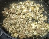 Foto langkah ke 3 dari resep Tuna Scrambled Eggs.