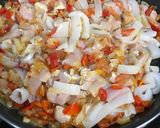 Foto del paso 2 de la receta Arroz con Carne y pescado
