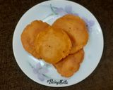A picture of step 4 of Amaranth Poori with Aloo sabzi.