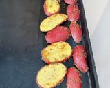 Une image de l'étape 4 de Pommes de terre grillées ail piment basilic.