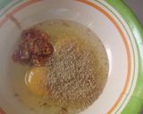 A picture of step 2 of Indomie in to egg.