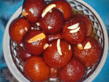 पैकेट वाला गुलाब जामुन