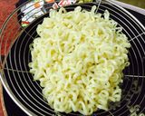 Hình bước làm 3 của món Mì cay Samyang 😱🙄♨️💯🔥