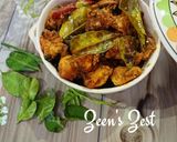 A picture of step 4 of Kaffir Lime Chicken Fry.