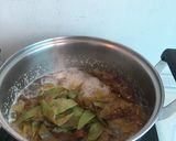 รูปขั้นตอนการทำที่ 6 ของ ต้มอกไก่ใบชะมวง