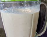 Foto langkah ke 1 dari resep Korean Strawberry Cheese Milk.