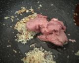 Foto langkah ke 4 dari resep Martabak Telur Daging Sapi.