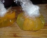 Foto del paso 4 de la receta: Crema de tomates con huevo poche