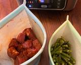 Spicy steak bites with asparagus